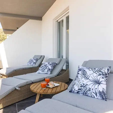 Apartman Seget 36 *